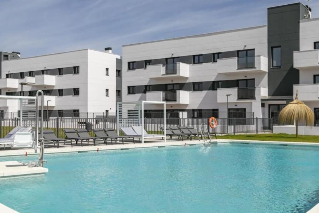 Apartamento Playa Valle Niza Málaga Dış mekan fotoğraf